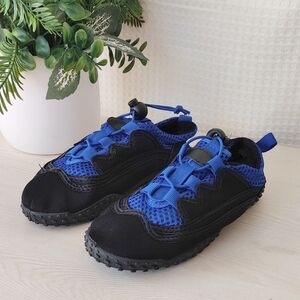 💰Easy USA Wave Water Shoes, Black/Royal Blue Size 13